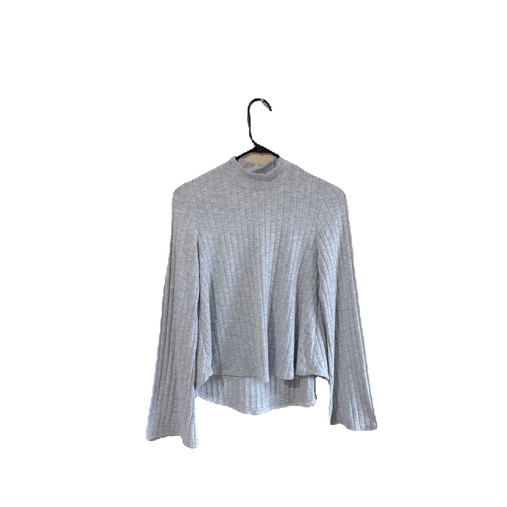 GILBERT HIGHT NECK CROPPED SWEATER WIDE SLEEVES HEM LONGER BACK SIZE SMALL